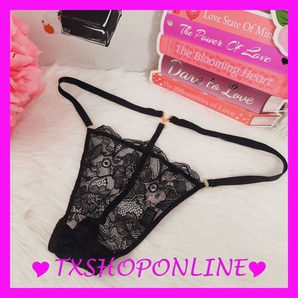 ❣️👙{ Victoria's Secret} Black lace v-string panty👙❣️ NWT - Picture 2 of 5